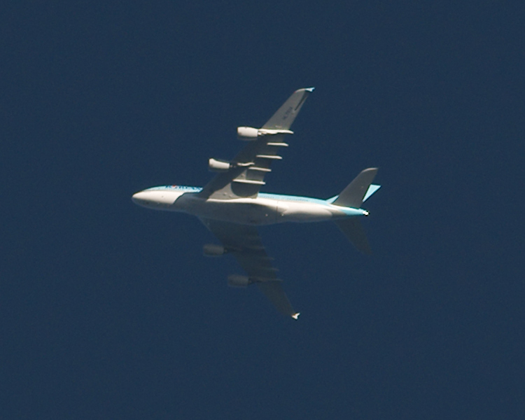 Airbus A380 linii Korean Air nad Grudzidzem