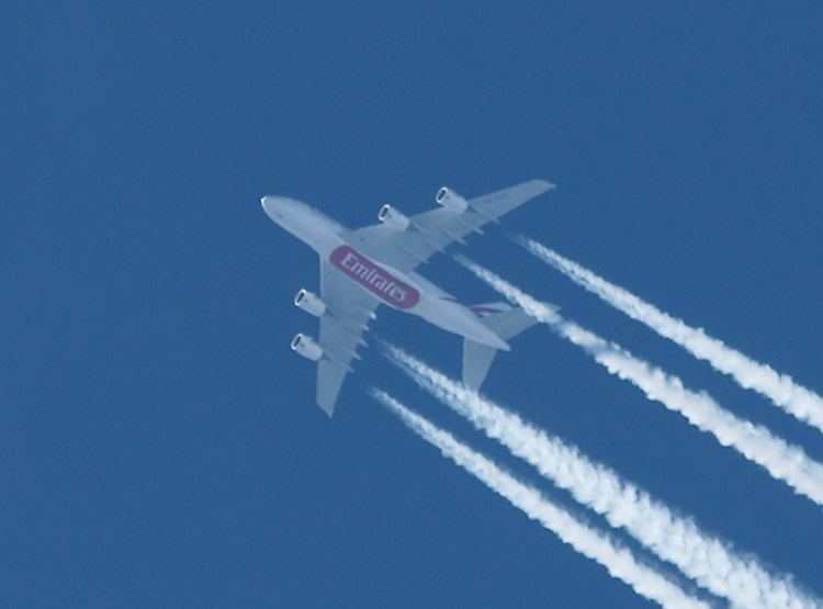 A380 Emirates Nowy Jork - Dubai nad Grudzidzem, Polska 2012