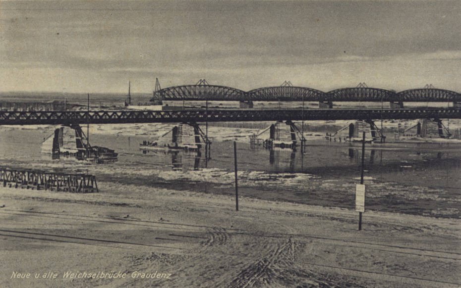 Widok mostu wojennego 1939 - 1945 w Grudzidzu