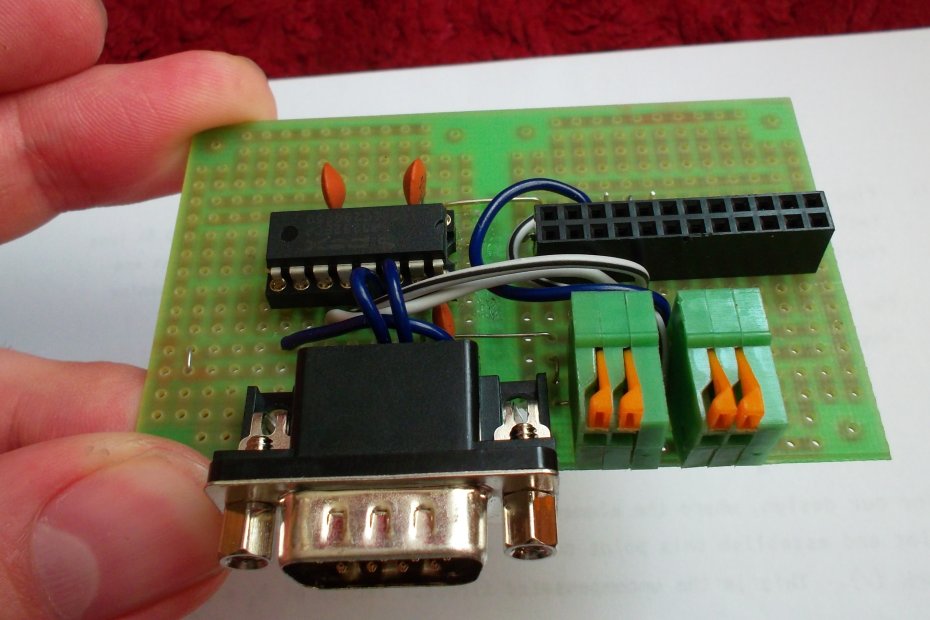 Szczegy budowy pyty rozszerze z portem RS-232 dla Raspberry Pi