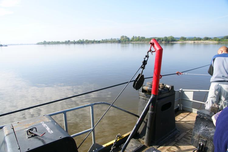 Wprowadzenie liny prowadzcej na przedni rolk